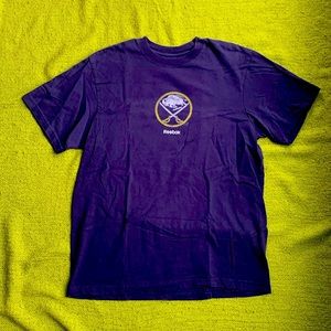 🦬Buffalo Sabres plain small logo Tee🦬